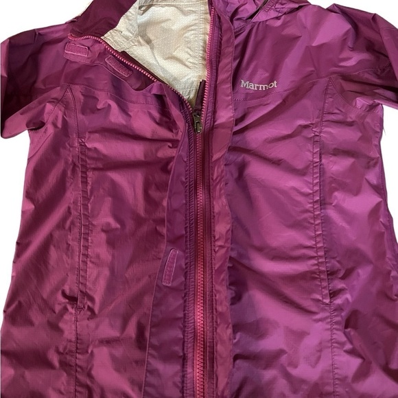 MARMOT GIRLS PURPLE HOODED WINDBREAKER SIZE MEDIUM - Picture 7 of 13